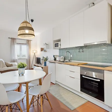 Apartment 72 - Almar House *