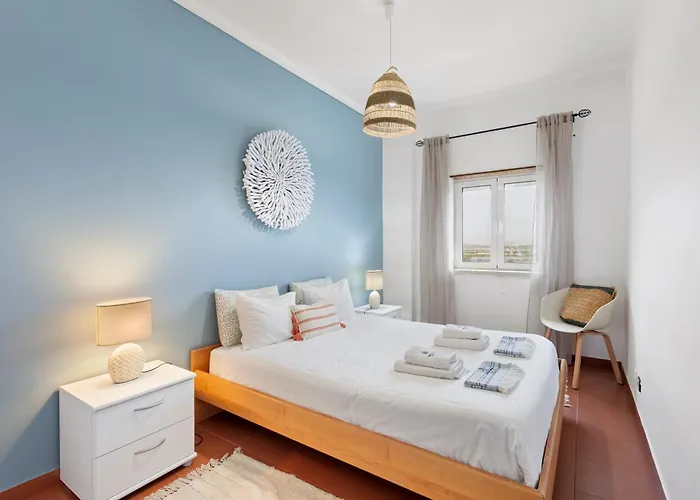 72 - Almar House * Peniche